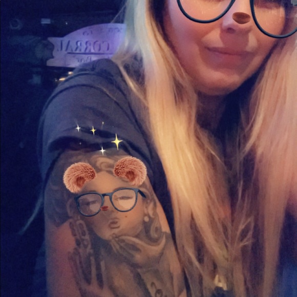 Meet your Posher, Edie - Picture 3 of 3